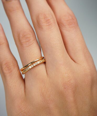 Anillo doble liso y diamantes