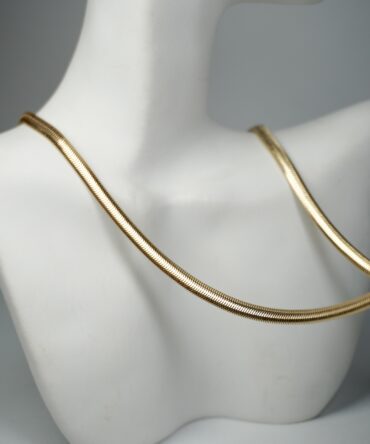 Collar tipo serpiente