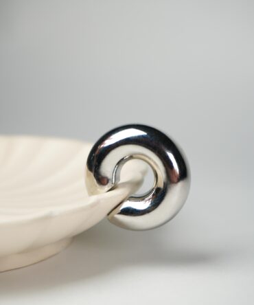 Earcuff plateado liso