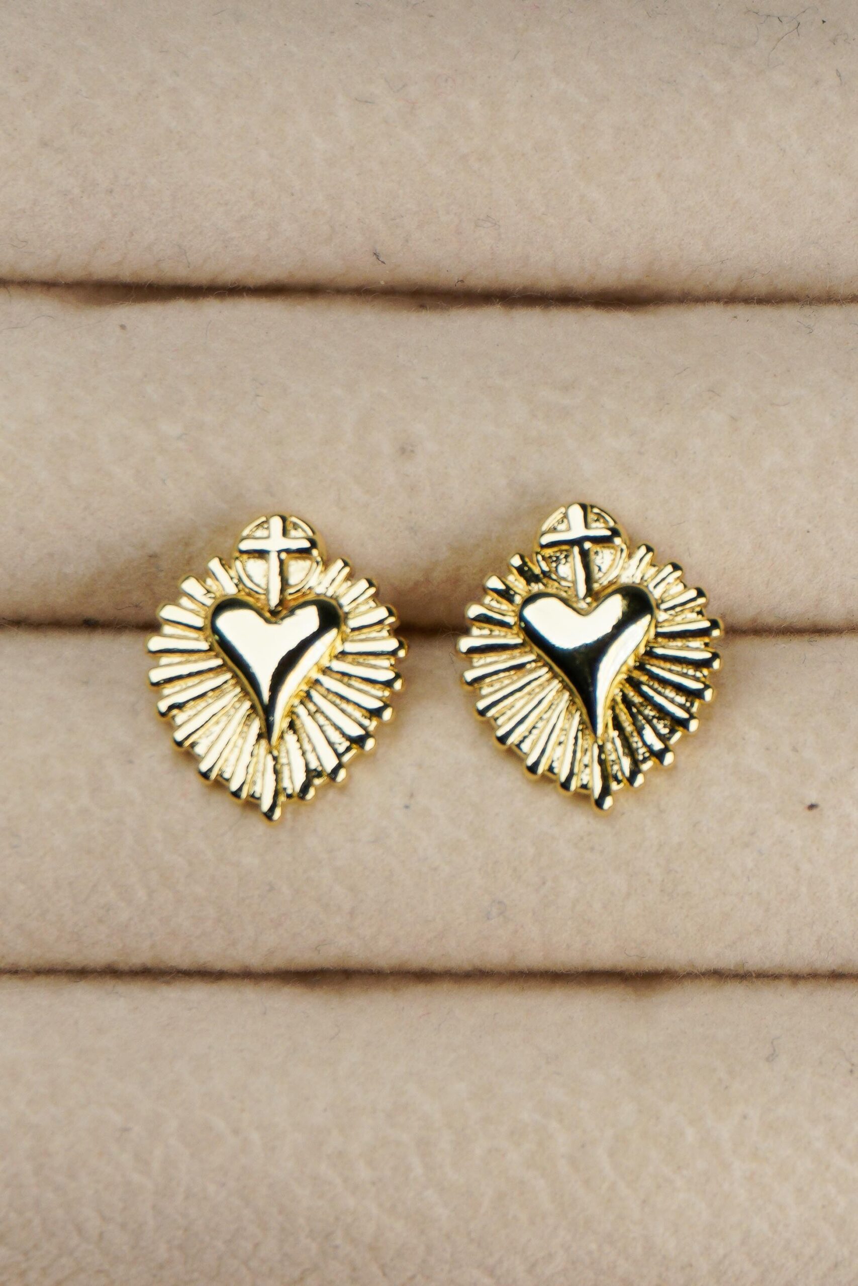 Topitos de corazón dorado con cruz