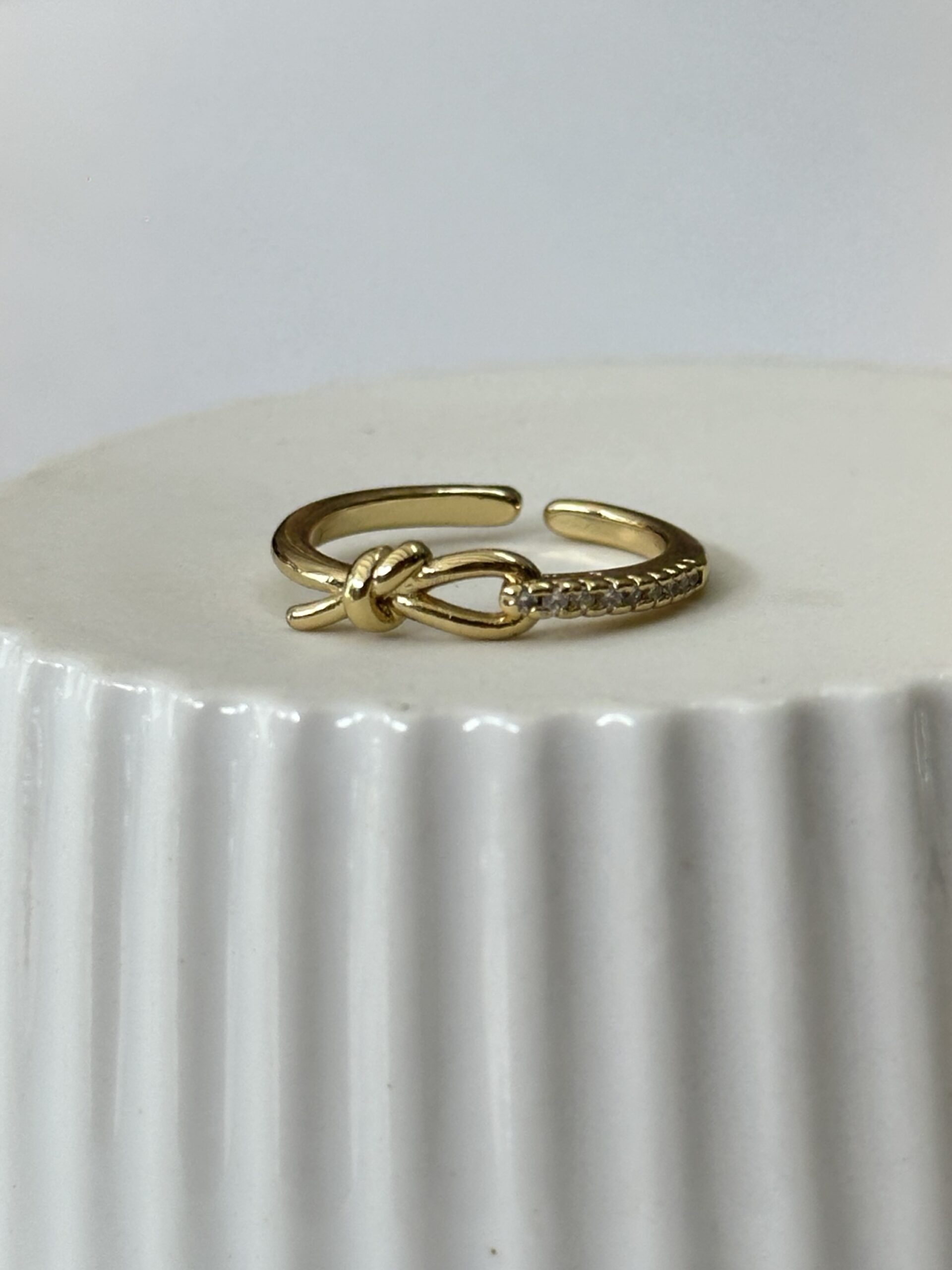 Anillo lazo en nudo - Imagen 2