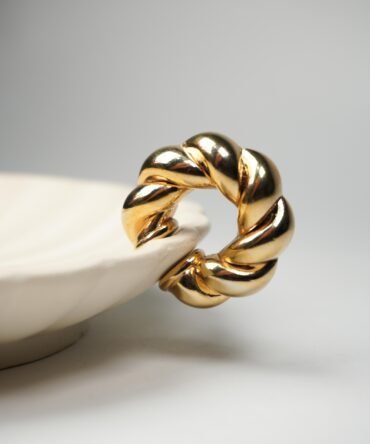 Earcuff enlazado