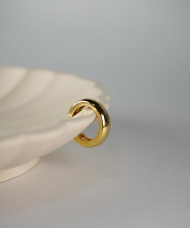 Earcuff liso dorado