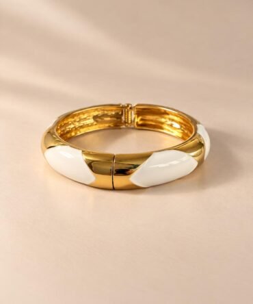 Brazalete Dorado Blanco Elegante