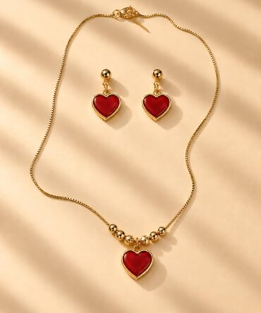 Set de Collar y Aretes Corazón Rubí