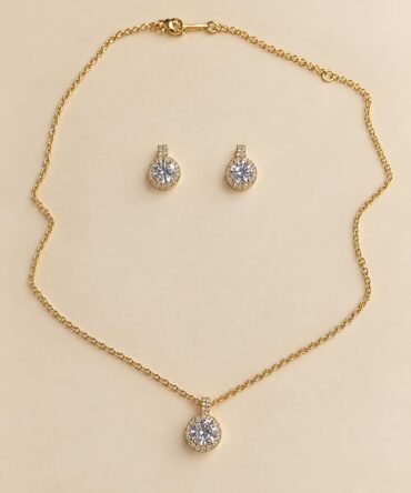 Set de Collar y Aretes Destello de Luz